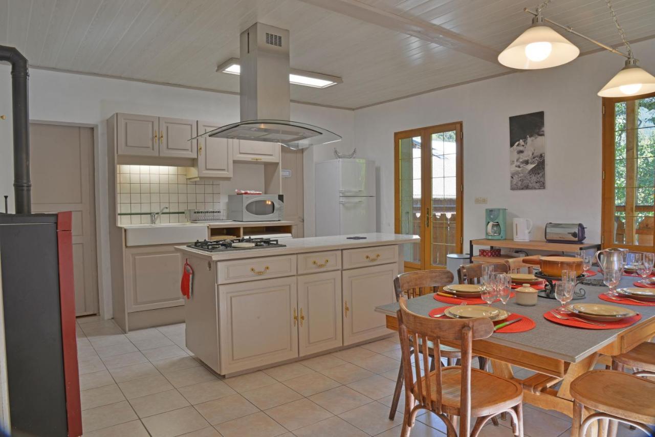 Appartement Dans Chalet 5 Chambres 130 M2 Centre Village Montriond Bagian luar foto